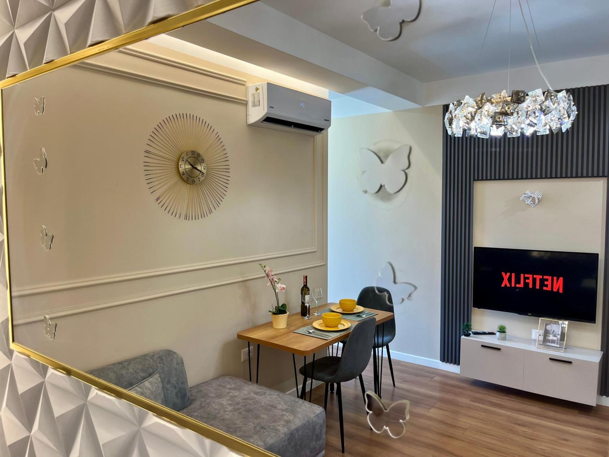 City Center Cozy Apartment Tirana Exterior photo
